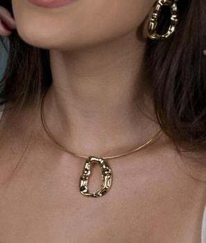 Choker rígida ully 40mm folheado a ouro 18k