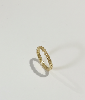 ANEL APARADOR GOLDEN TWIST BANHADO A OURO 18K