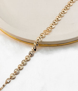 PULSEIRA DETALHE CRAVEJADO.